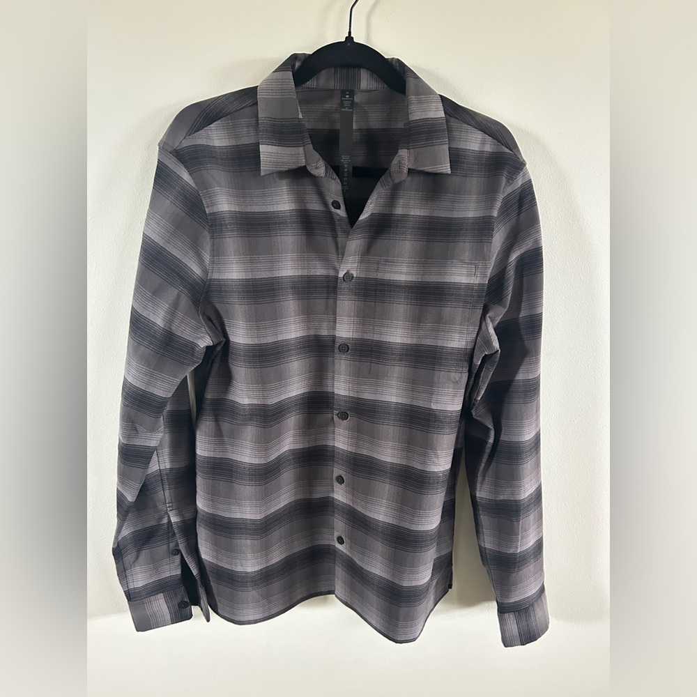 lululemon athletica Men's Black and Gray Checkered Shirt medium